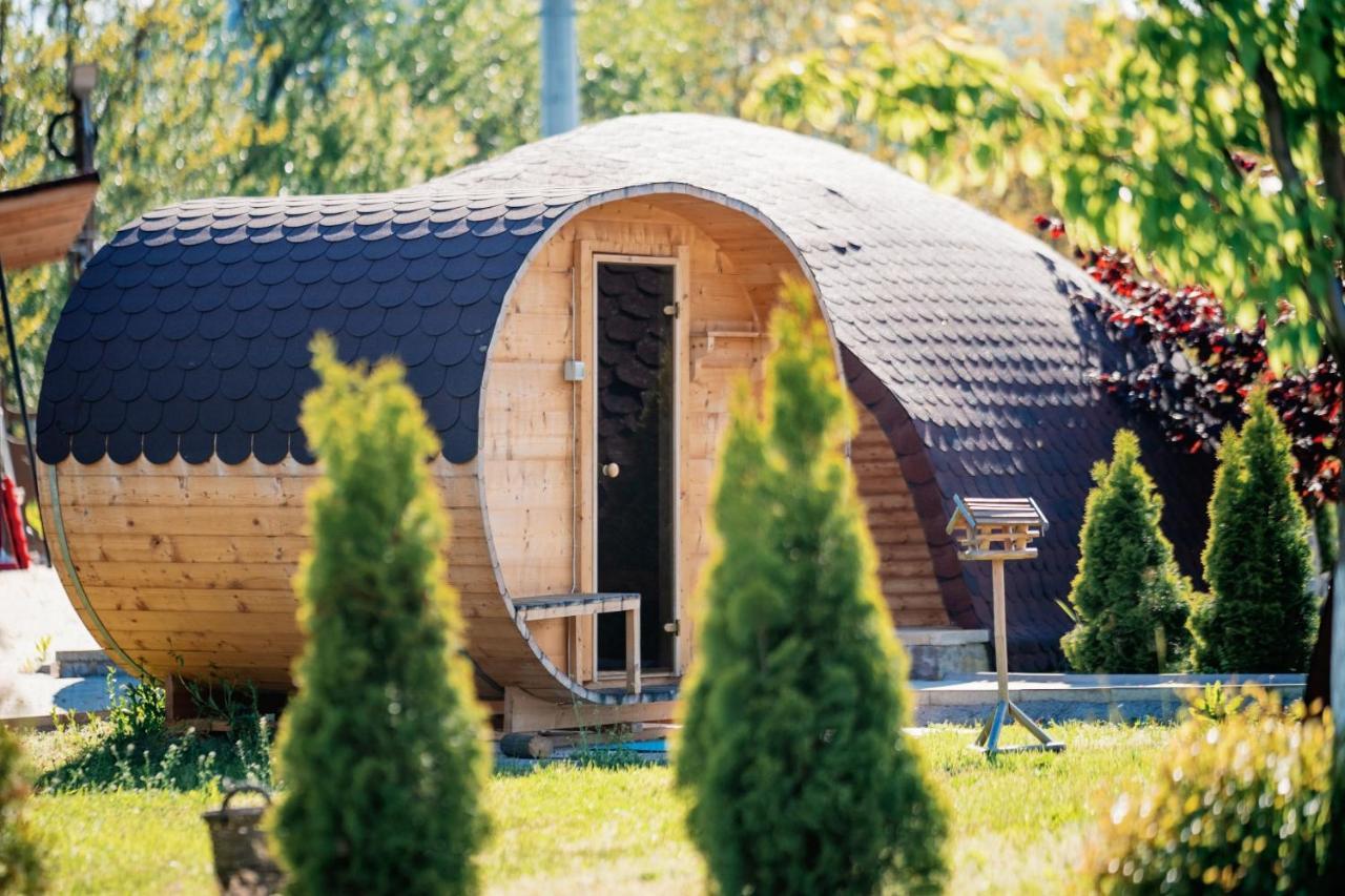فندق Montana Garden Răşinari المظهر الخارجي الصورة